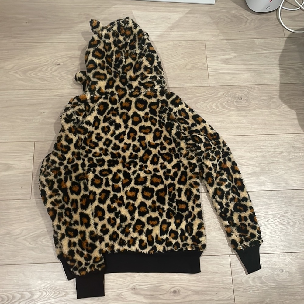Leopard Print Sherpa Zip Up With Ears And Bow - image 3